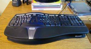 Microsoft 4000 Natural keyboard with negative tilt accessory